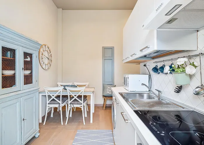 Acquazzurra, Typical Hoyse Center * Viareggio