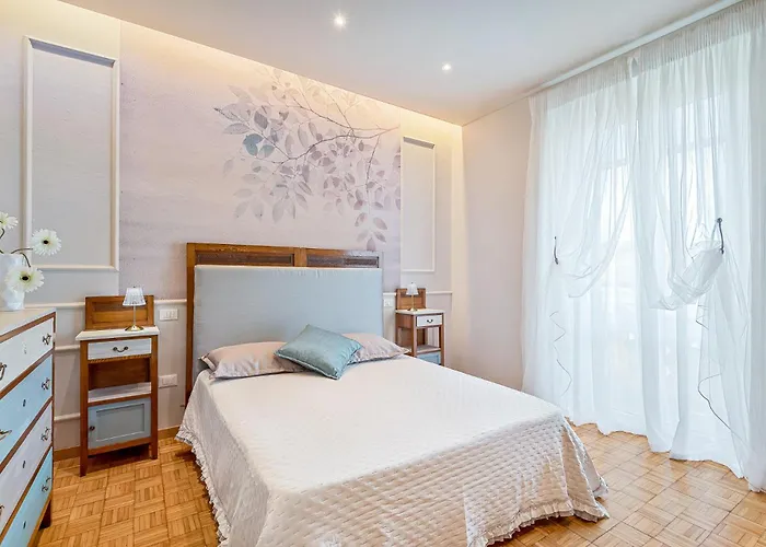 Acquazzurra, Typical Hoyse Center Holiday home