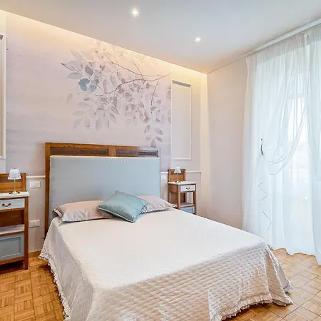 Acquazzurra, Typical Hoyse Center Holiday home